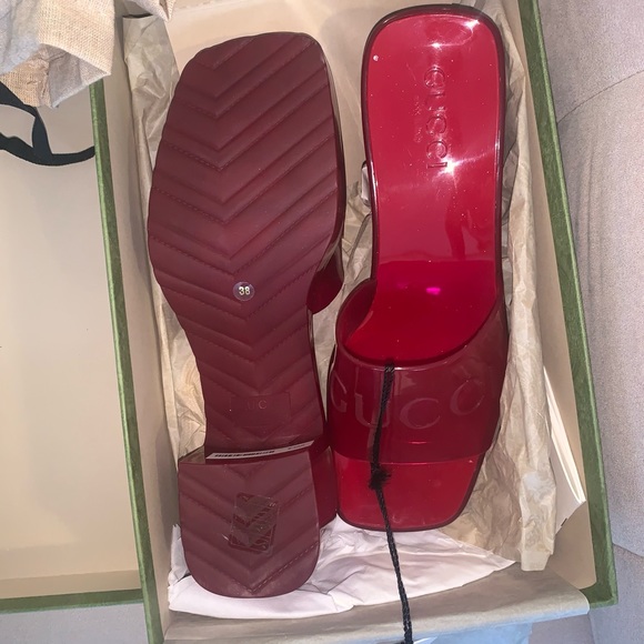 AUTHENTIC Gucci women's slide sandal with Gucci logo colour hibiscus red rubber - Picture 6 of 6